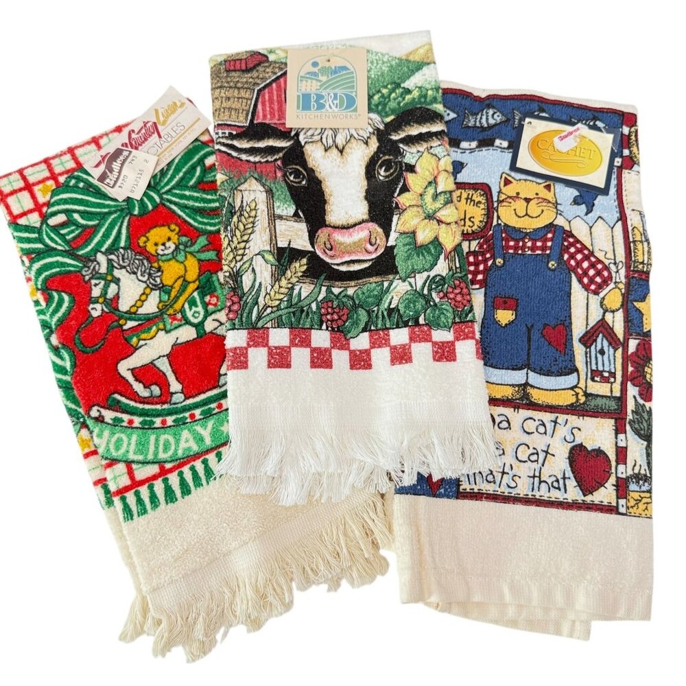 Vintage Country Kitchen Towels Lot of 3 Cow Cat Holiday Bear Retro Terry NOS